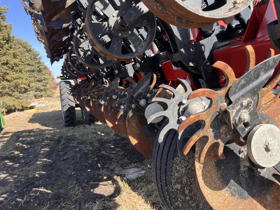 2022 Unverferth Raptor 2030 DT Strip Till