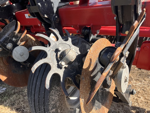 2022 Unverferth Raptor 2030 DT Strip Till