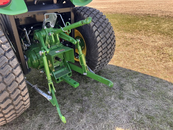 2024 John Deere 4066R Tractor Compact