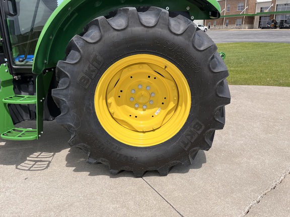 2025 John Deere 5095M Tractor