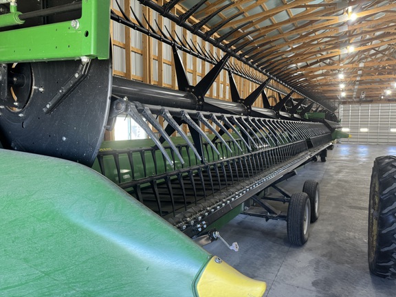 2020 John Deere 745FD Header Combine