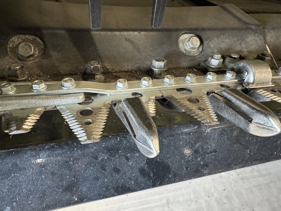 2020 John Deere 745FD Header Combine