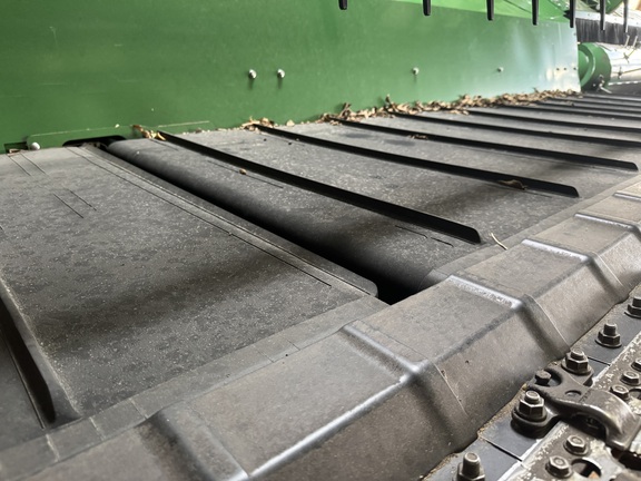 2016 John Deere 640FD Header Combine