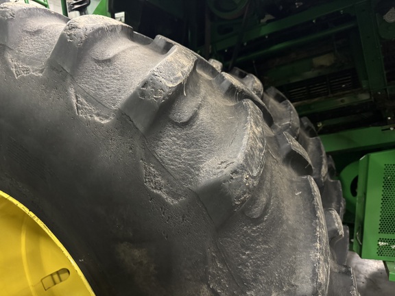 2015 John Deere S680 Combine