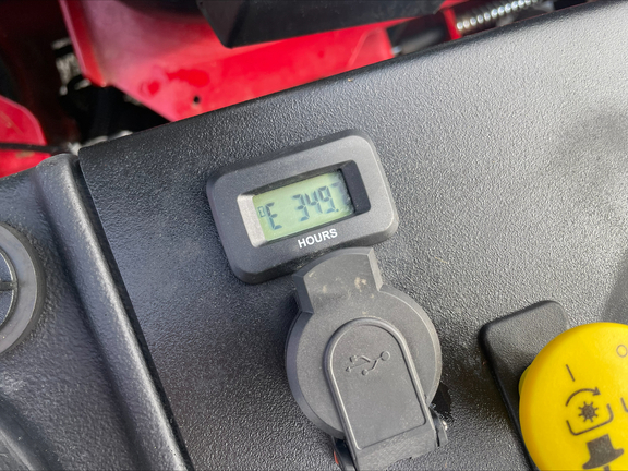 2025 Ferris ISX2200 25 Mower/Zero Turn