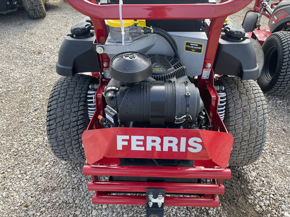2025 Ferris ISX2200 25 Mower/Zero Turn