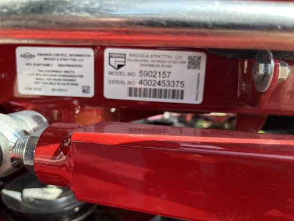 2025 Ferris ISX2200 25 Mower/Zero Turn