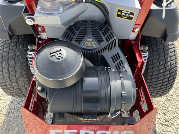 2025 Ferris ISX2200 25 Mower/Zero Turn