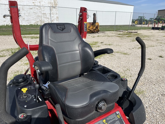 2025 Ferris ISX2200 25 Mower/Zero Turn