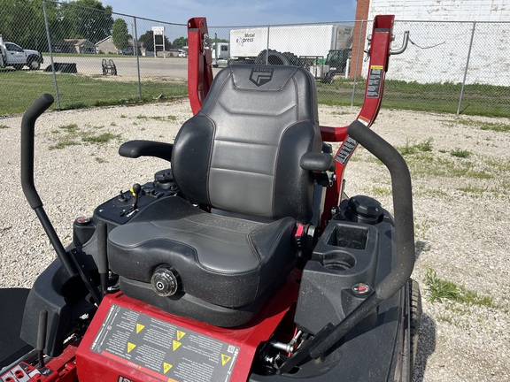 2025 Ferris ISX2200 25 Mower/Zero Turn