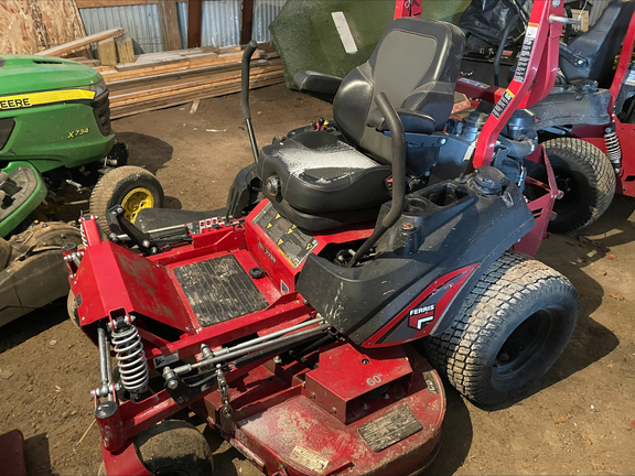 2025 Ferris ISX2200 25 Mower/Zero Turn