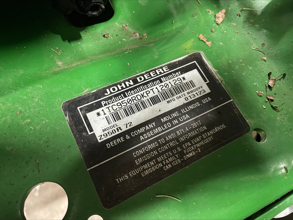 2023 John Deere Z950R Mower/Zero Turn