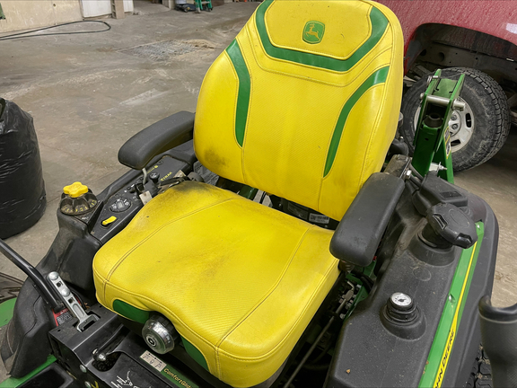 2023 John Deere Z950R Mower/Zero Turn