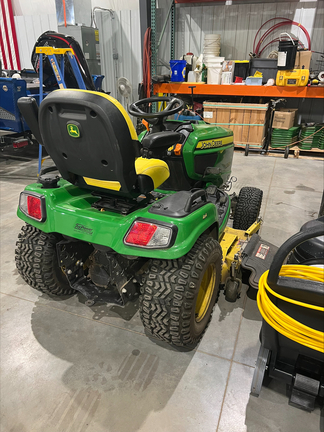 2016 John Deere X738 Garden Tractor