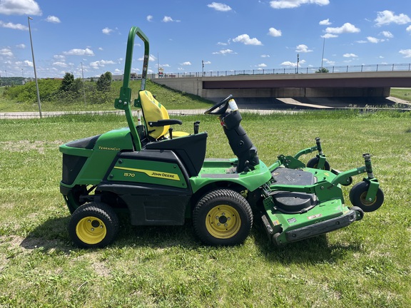 2024 John Deere 1570 Mower/Front Deck