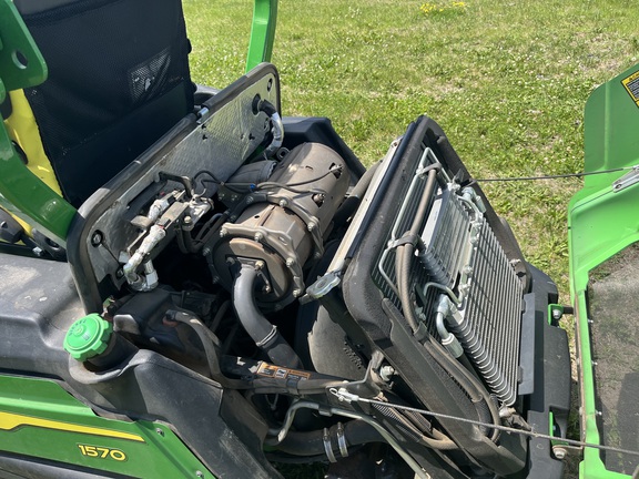 2024 John Deere 1570 Mower/Front Deck