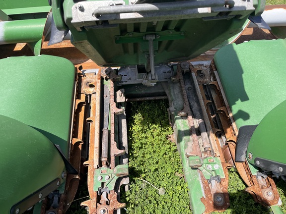 2018 John Deere 708C Header Corn Head