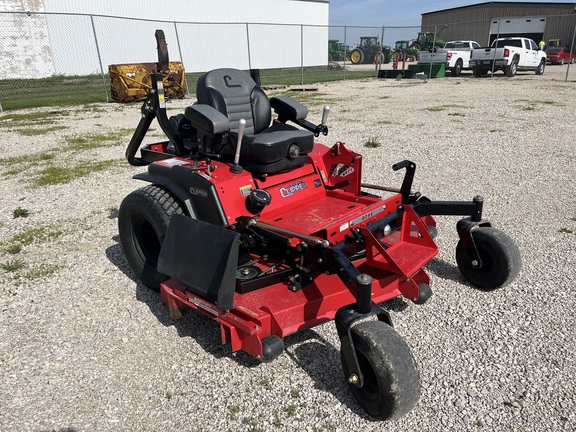 2024 Country Clipper BOSS XL 9010 Mower/Zero Turn