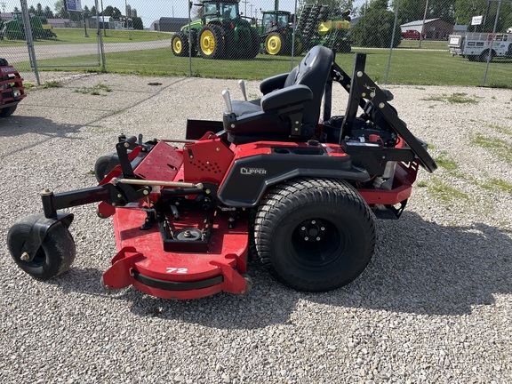 2024 Country Clipper BOSS XL 9010 Mower/Zero Turn