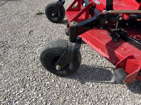 2024 Country Clipper BOSS XL 9010 Mower/Zero Turn