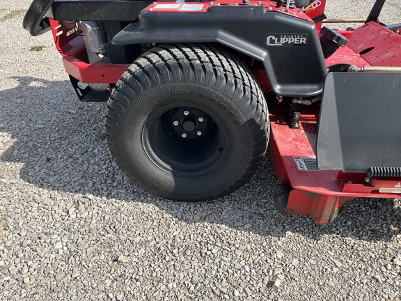 2024 Country Clipper BOSS XL 9010 Mower/Zero Turn
