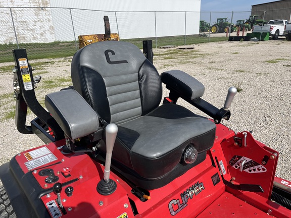 2024 Country Clipper BOSS XL 9010 Mower/Zero Turn