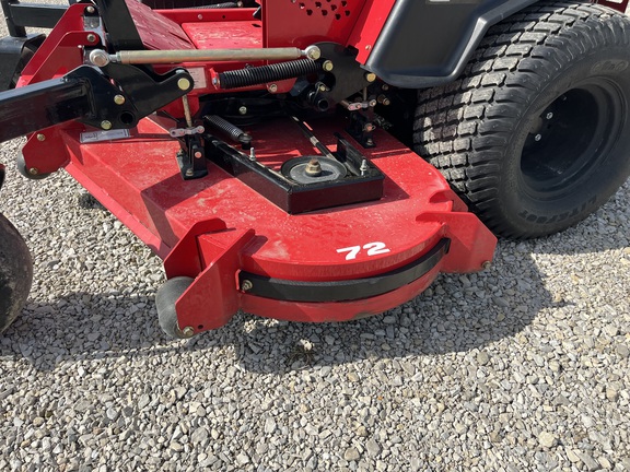 2024 Country Clipper BOSS XL 9010 Mower/Zero Turn
