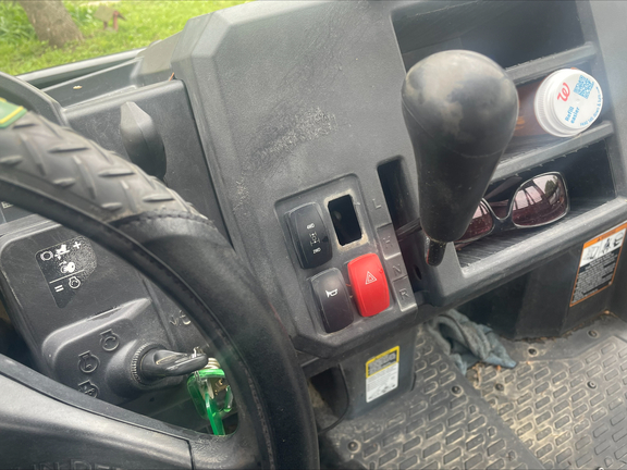 2018 John Deere XUV 835M ATV