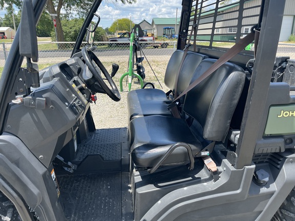 2018 John Deere XUV 835M ATV