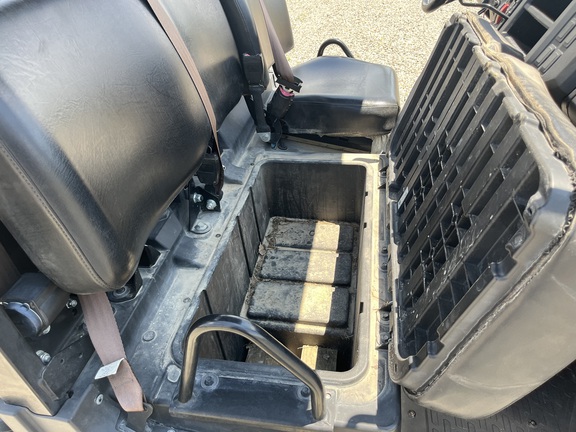 2018 John Deere XUV 835M ATV