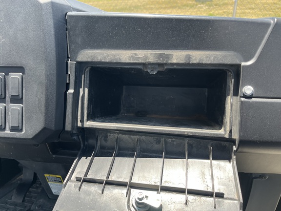 2018 John Deere XUV 835M ATV
