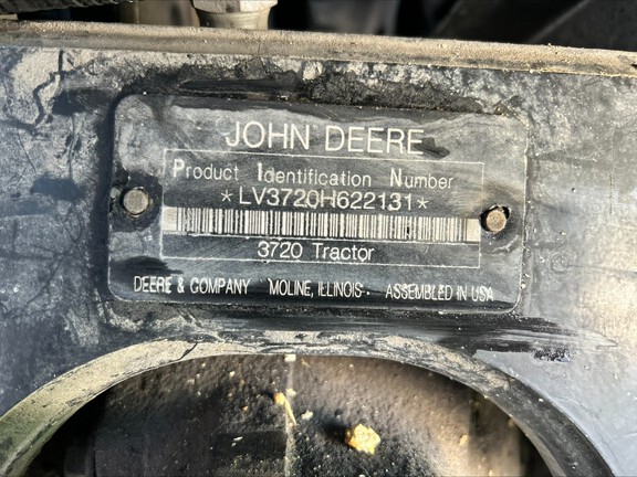 2010 John Deere 3720 Tractor Compact