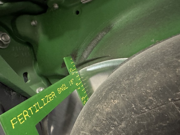 2015 John Deere 1775NT Planter