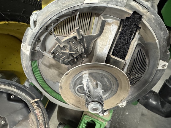 2015 John Deere 1775NT Planter