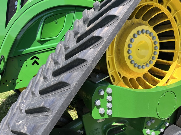 2022 John Deere 9RX 590 Tractor Rubber Track