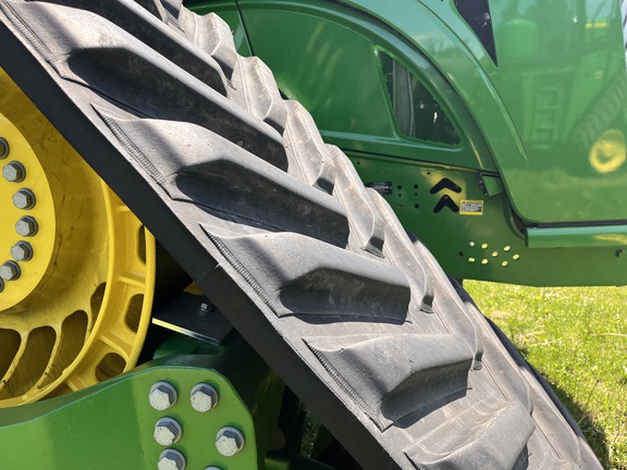 2022 John Deere 9RX 590 Tractor Rubber Track