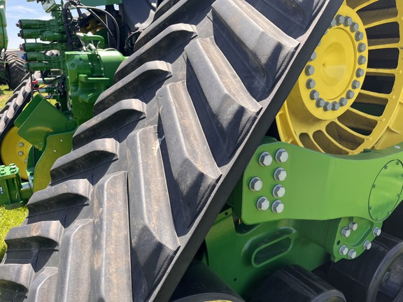 2022 John Deere 9RX 590 Tractor Rubber Track