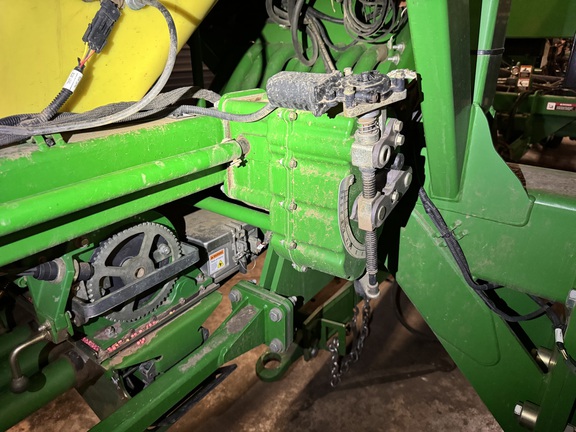 2012 John Deere 1890 Air Seeder
