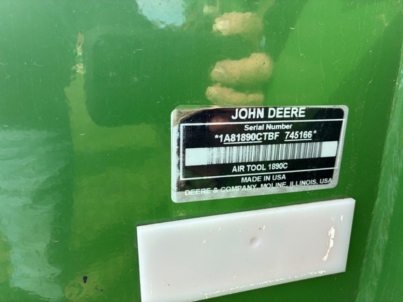 2012 John Deere 1890 Air Seeder