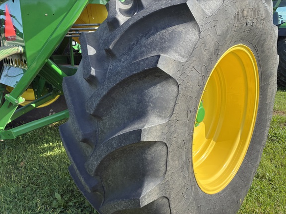 2012 John Deere 1890 Air Seeder