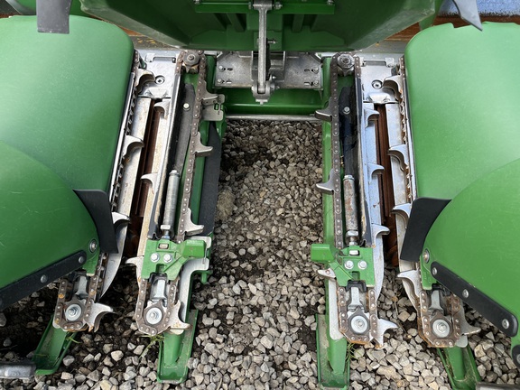 2023 John Deere C16F Header Corn Head