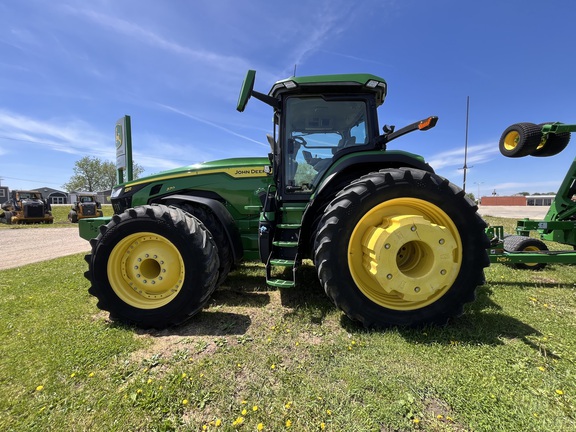 2020 John Deere 8R 370 Tractor