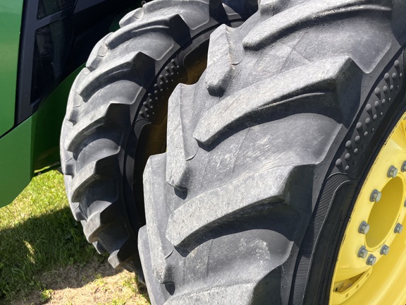 2020 John Deere 8R 370 Tractor