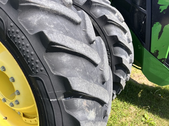 2020 John Deere 8R 370 Tractor