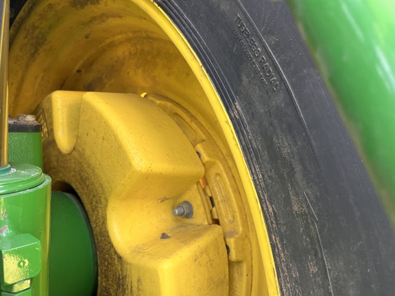 2020 John Deere 8R 370 Tractor