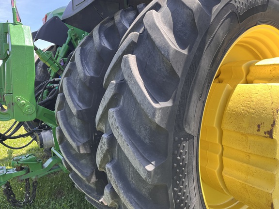 2020 John Deere 8R 370 Tractor