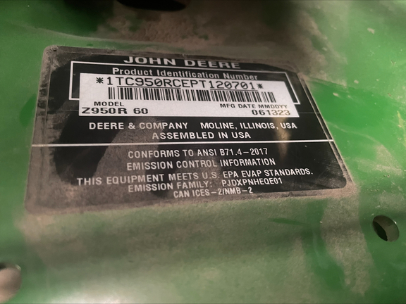 2023 John Deere Z950R Mower/Zero Turn