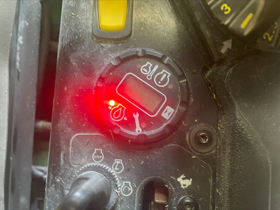 2023 John Deere Z950R Mower/Zero Turn