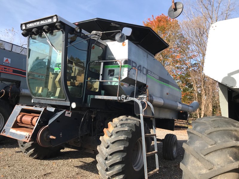 1989 AGCO Gleaner R40 Combine