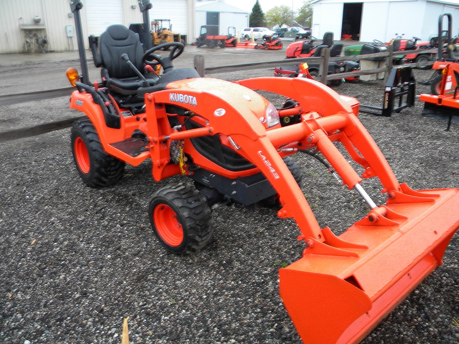 2015 Kubota BX2370 Tractor